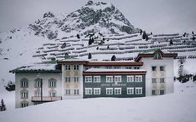 Hotel Edelweiss